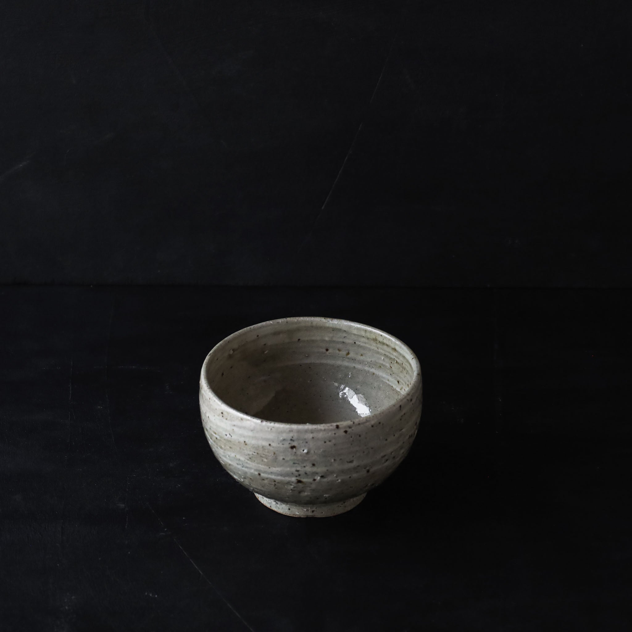 26-OM-23 Hakeme (Brushstroke) Koro Wan / Small Round Bowl