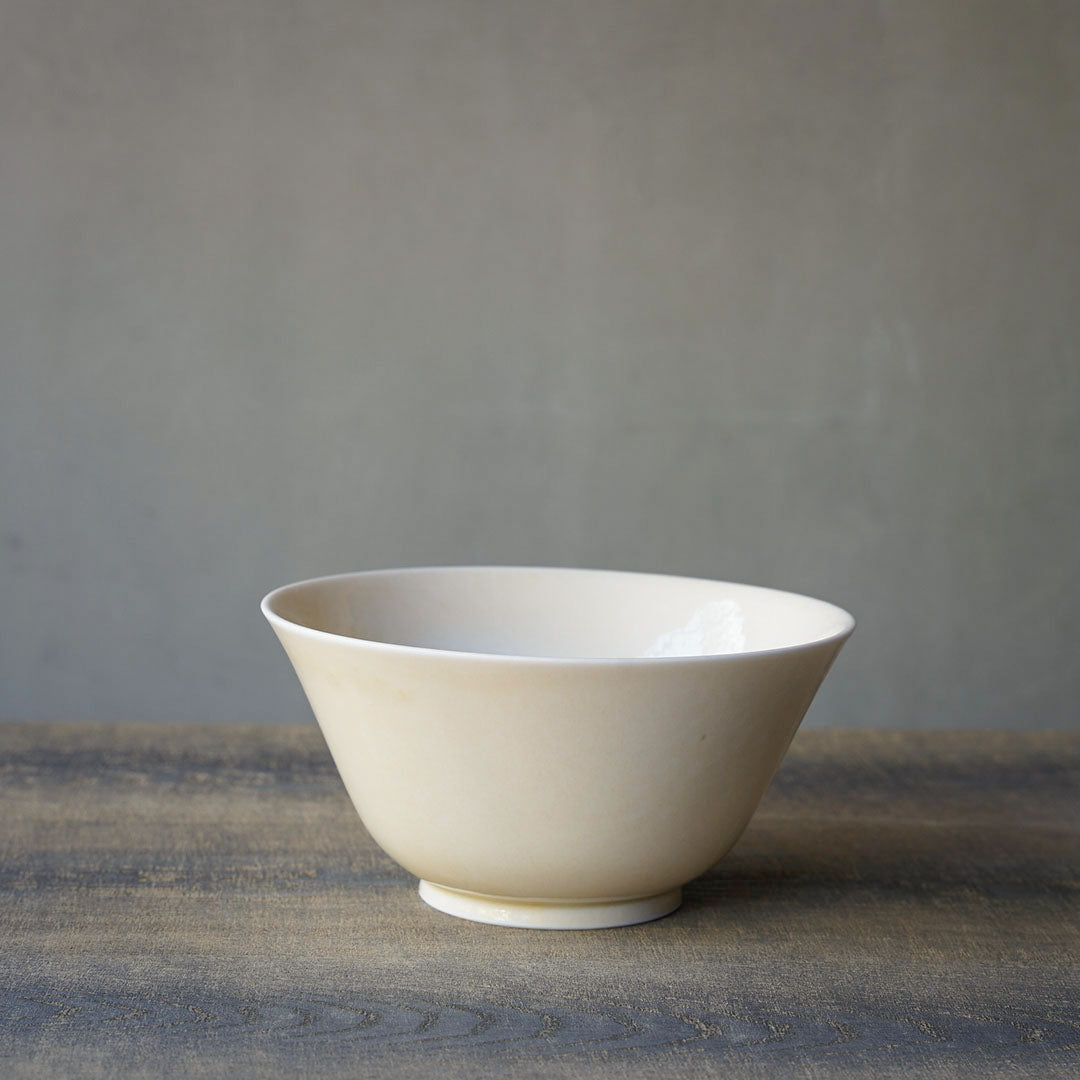 Yuichi Murakami Celadon Medium Bowl "Makai" (Light Beige)