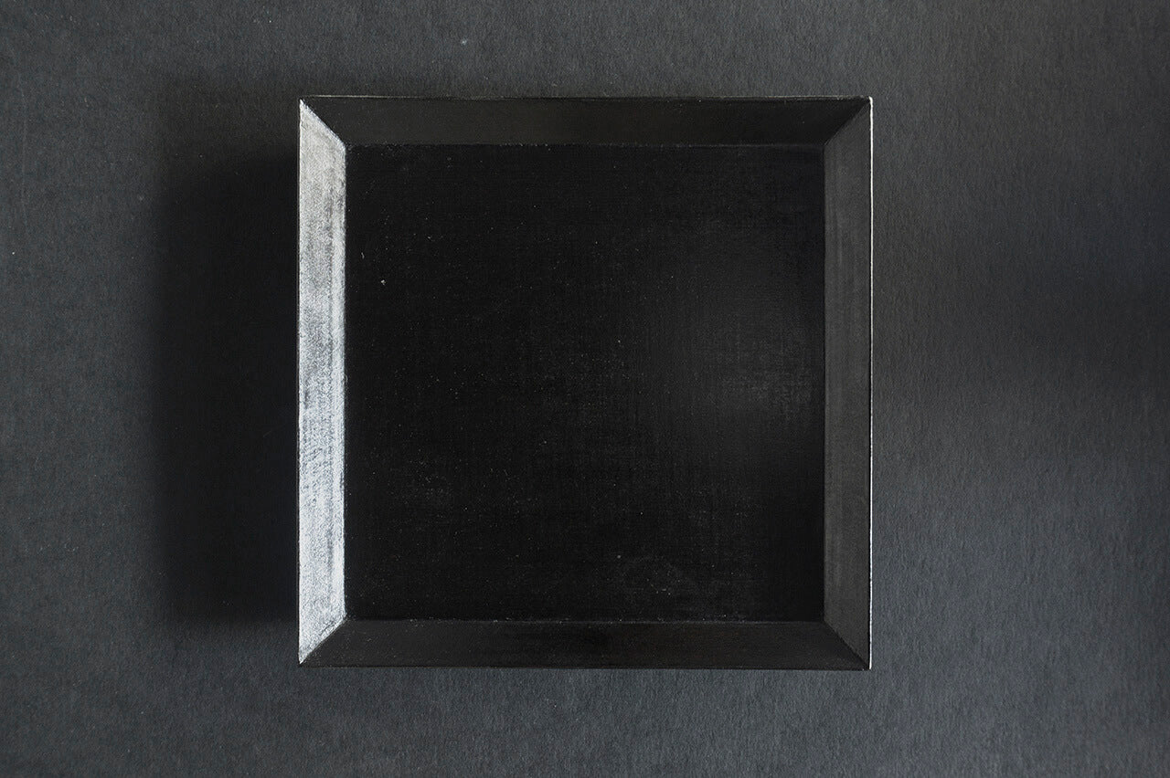 Akito Akagi / Square Plate 240mm/Black