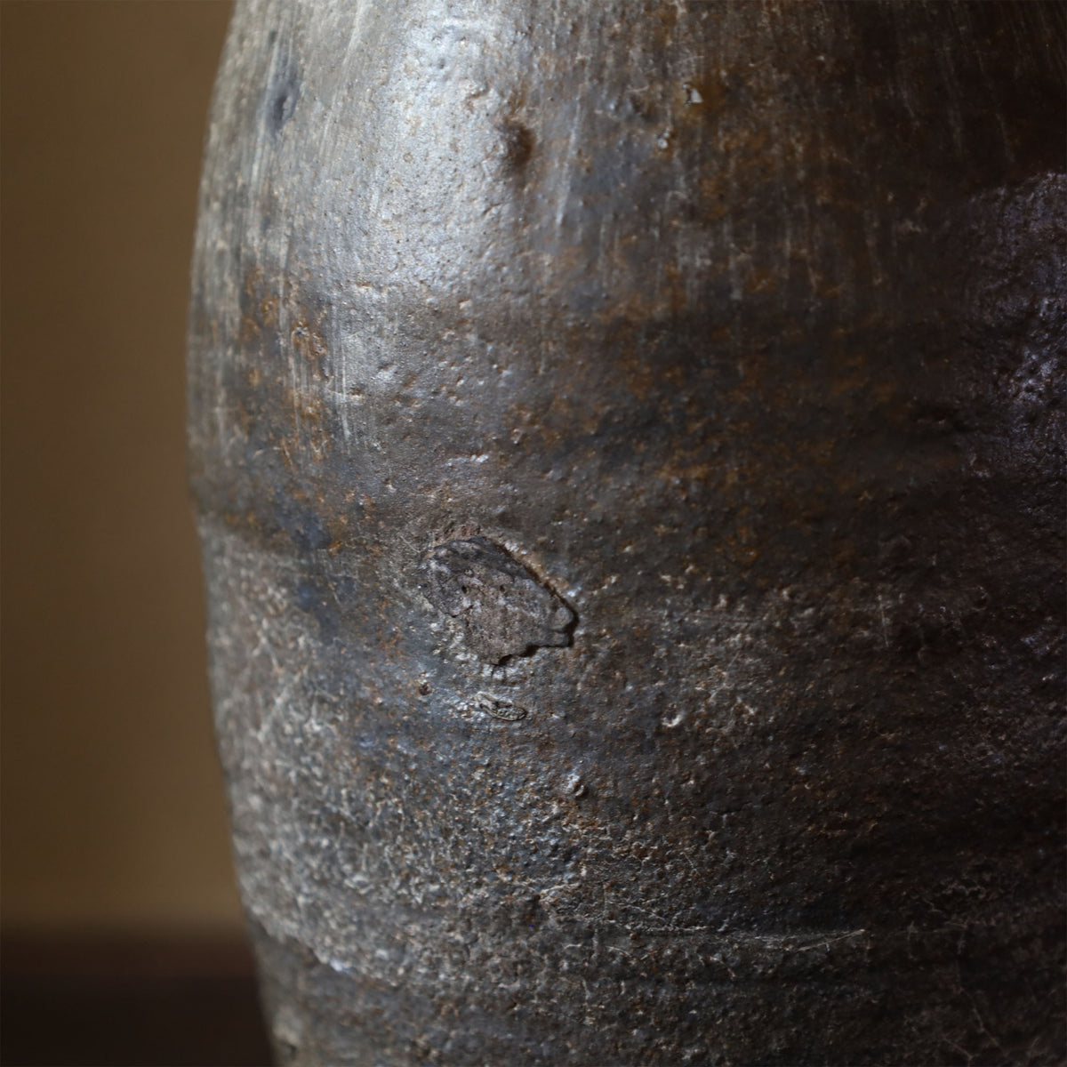 25-49清水志郎 ブレンド土銀彩花入