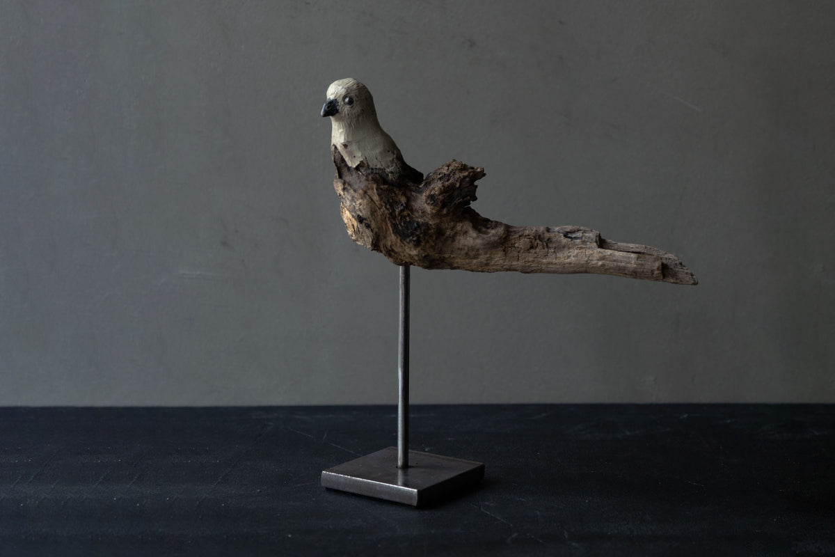Norihisa Mizuta / bird with pewter accents